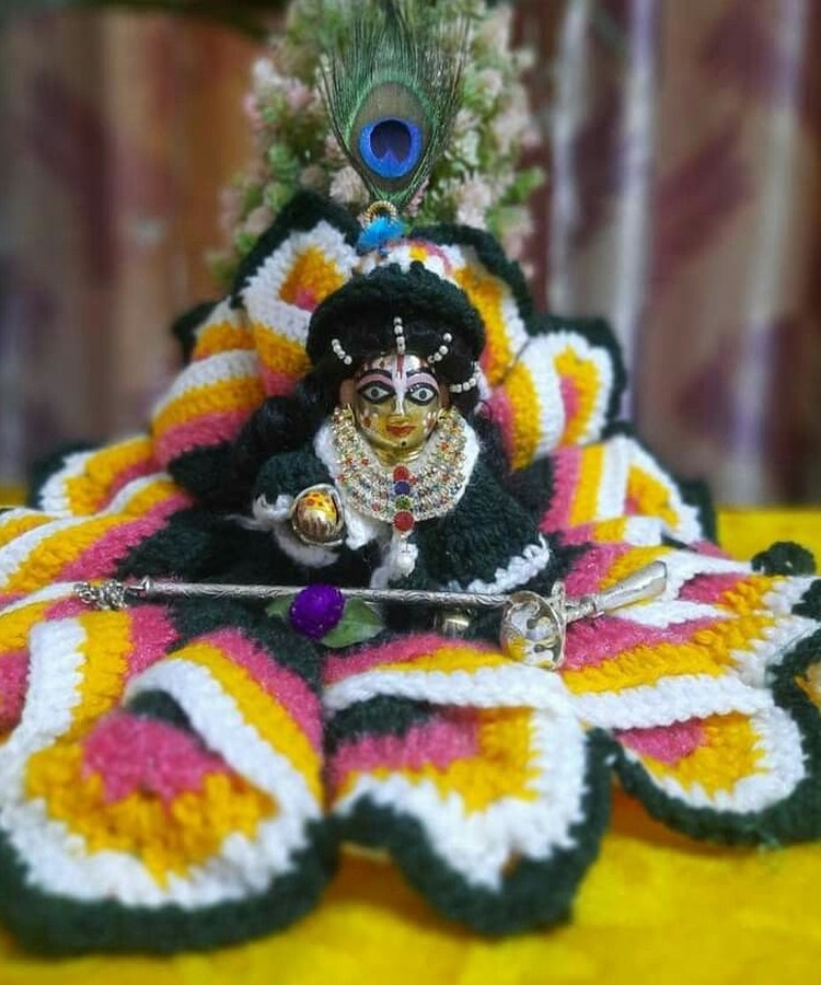 handcrafted multicolor woolen shringar dress Handcrafted Multicolor Woolen Shringar Dress